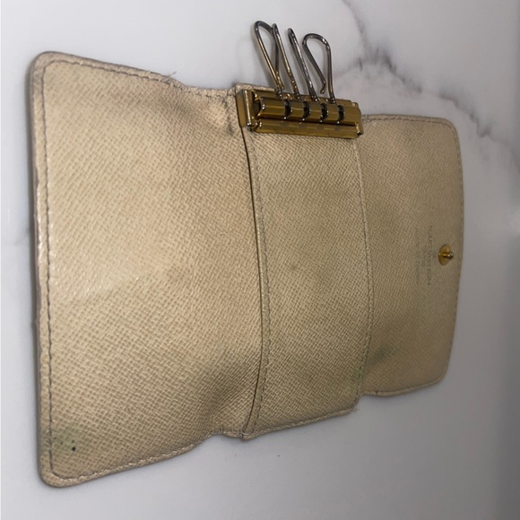 Authentic Louis Vuitton Damier Azur 4 ring key holder - Picture 16 of 16